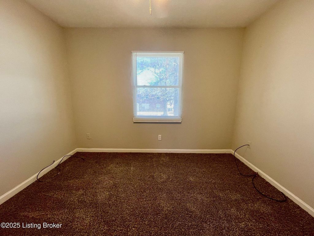 Photo of 6107 Blevins Gap Rd #1, Louisville, KY 40272 (MLS # 1702552)