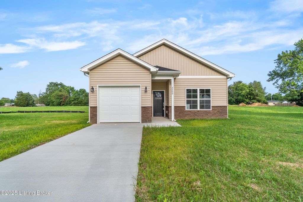 Photo of 3200 Maldon Ct, Louisville, KY 40216 (MLS # 1707061)