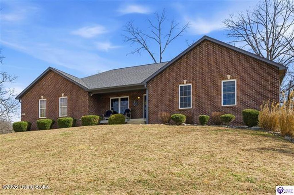 Photo of 87 Glenn Eagle Rd, Brandenburg, KY 40108 (MLS # 1710494)