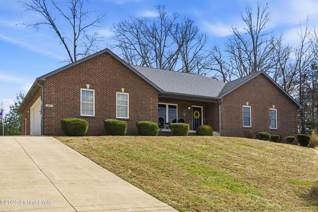 Photo of 87 Glenn Eagle Rd, Brandenburg, KY 40108 (MLS # 1710494)