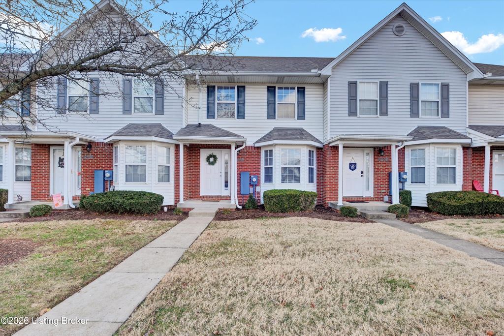 Photo of 10540 Clayton Allen Blvd, Louisville, KY 40229 (MLS # 1707341)