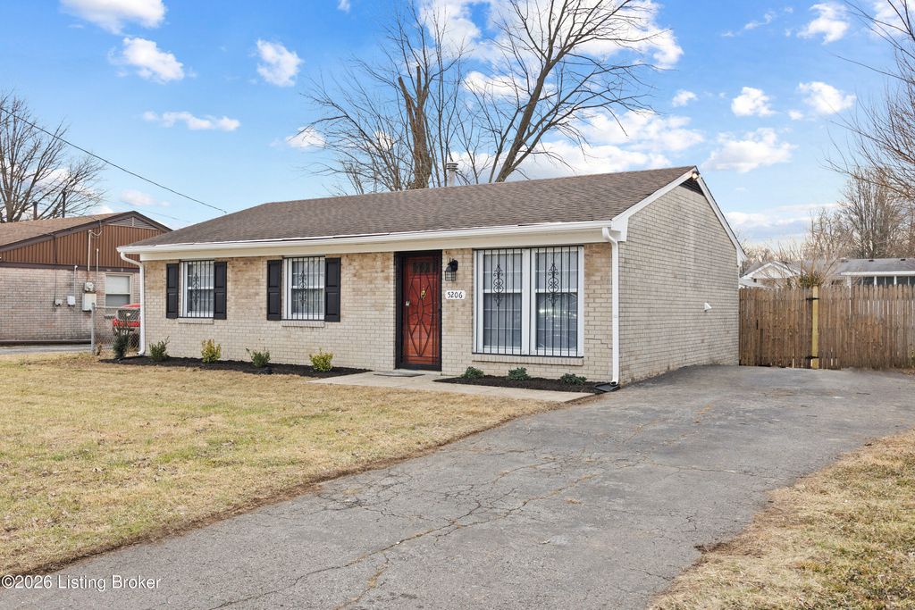 Photo of 5206 Rookwood Ave, Louisville, KY 40218 (MLS # 1707899)