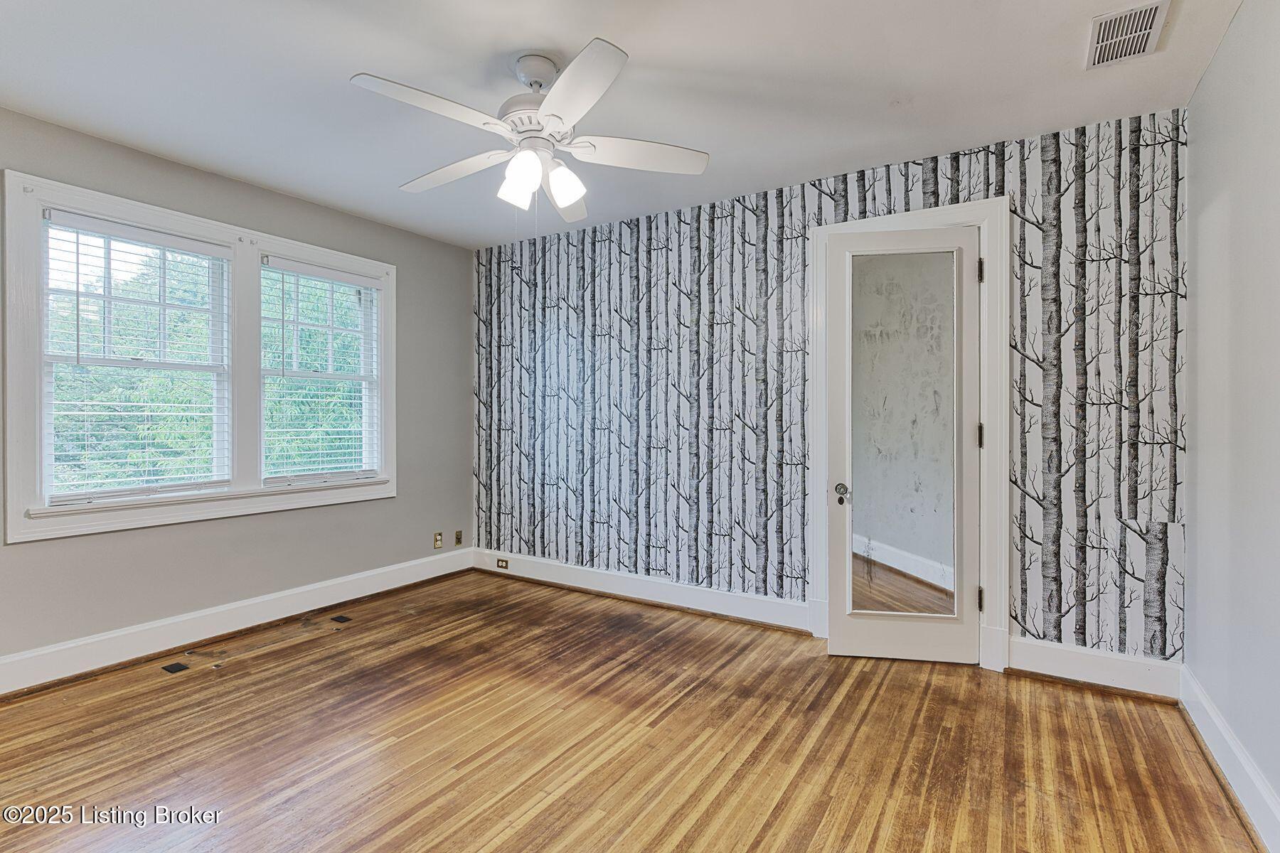 2123 Murray Ave, Louisville, Pennsylvania image 26