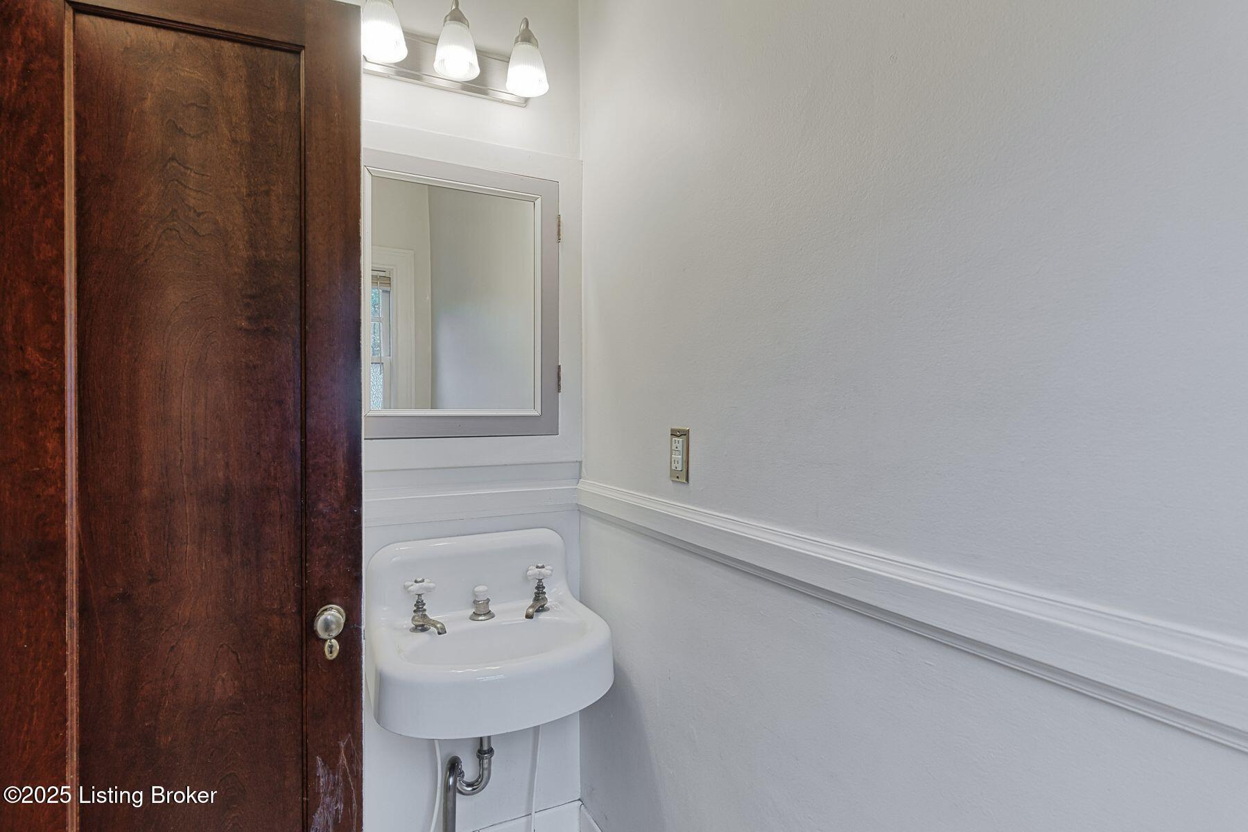 2123 Murray Ave, Louisville, Pennsylvania image 18