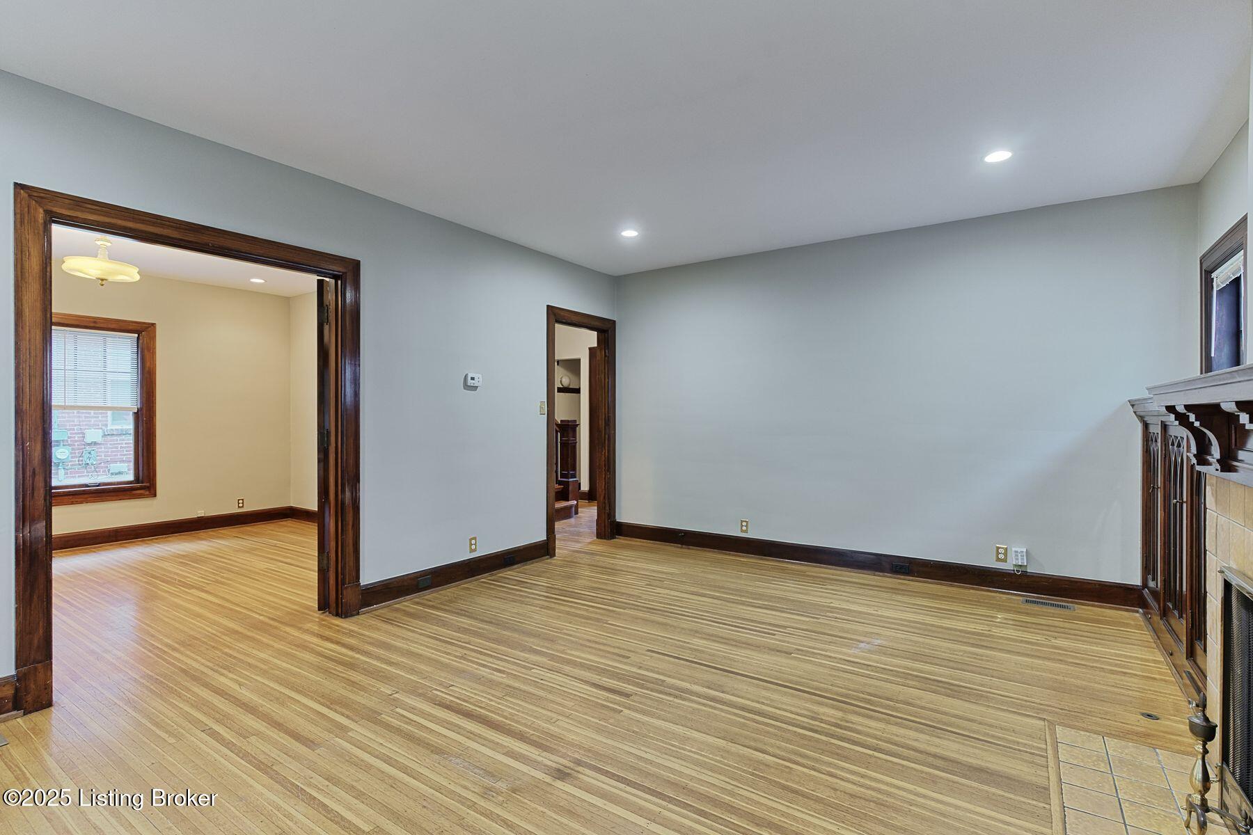2123 Murray Ave, Louisville, Pennsylvania image 9