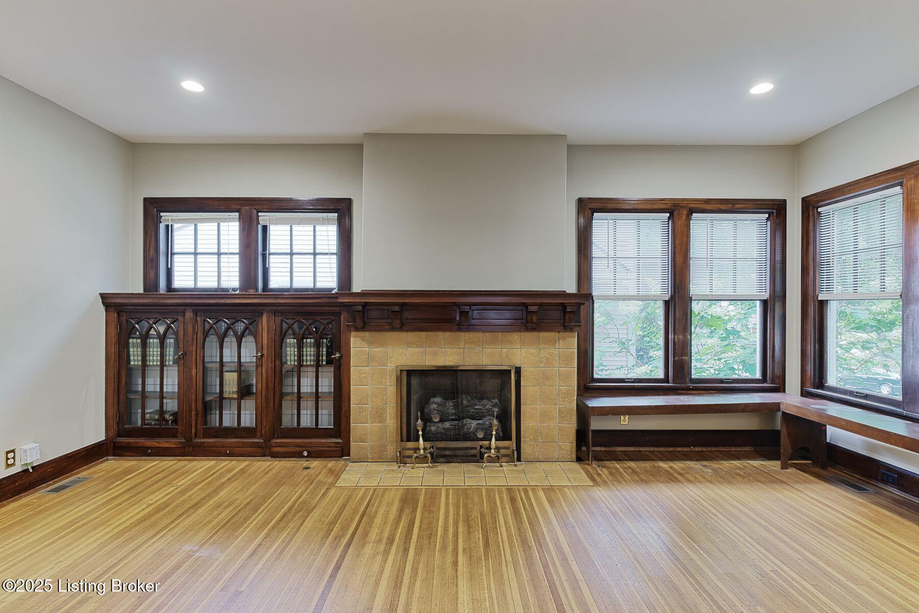 2123 Murray Ave, Louisville, Pennsylvania image 6