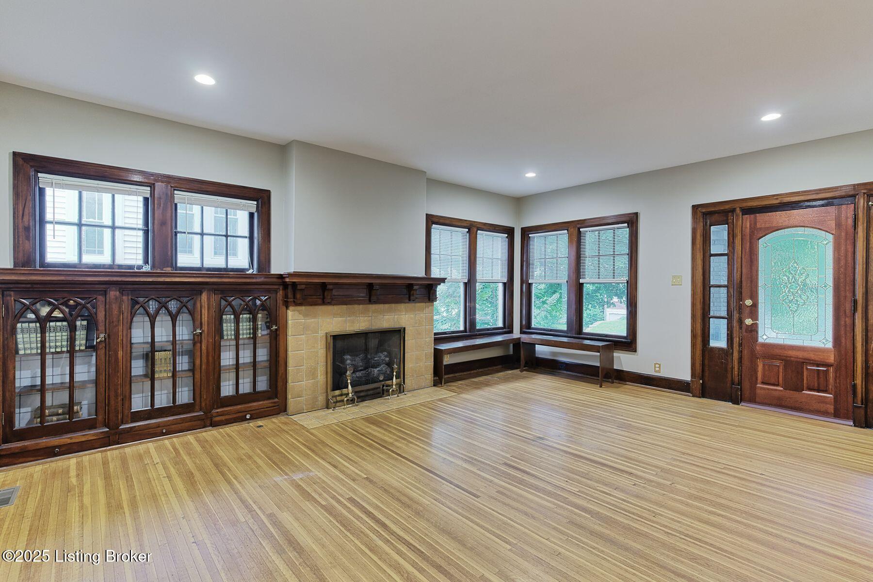 2123 Murray Ave, Louisville, Pennsylvania image 5