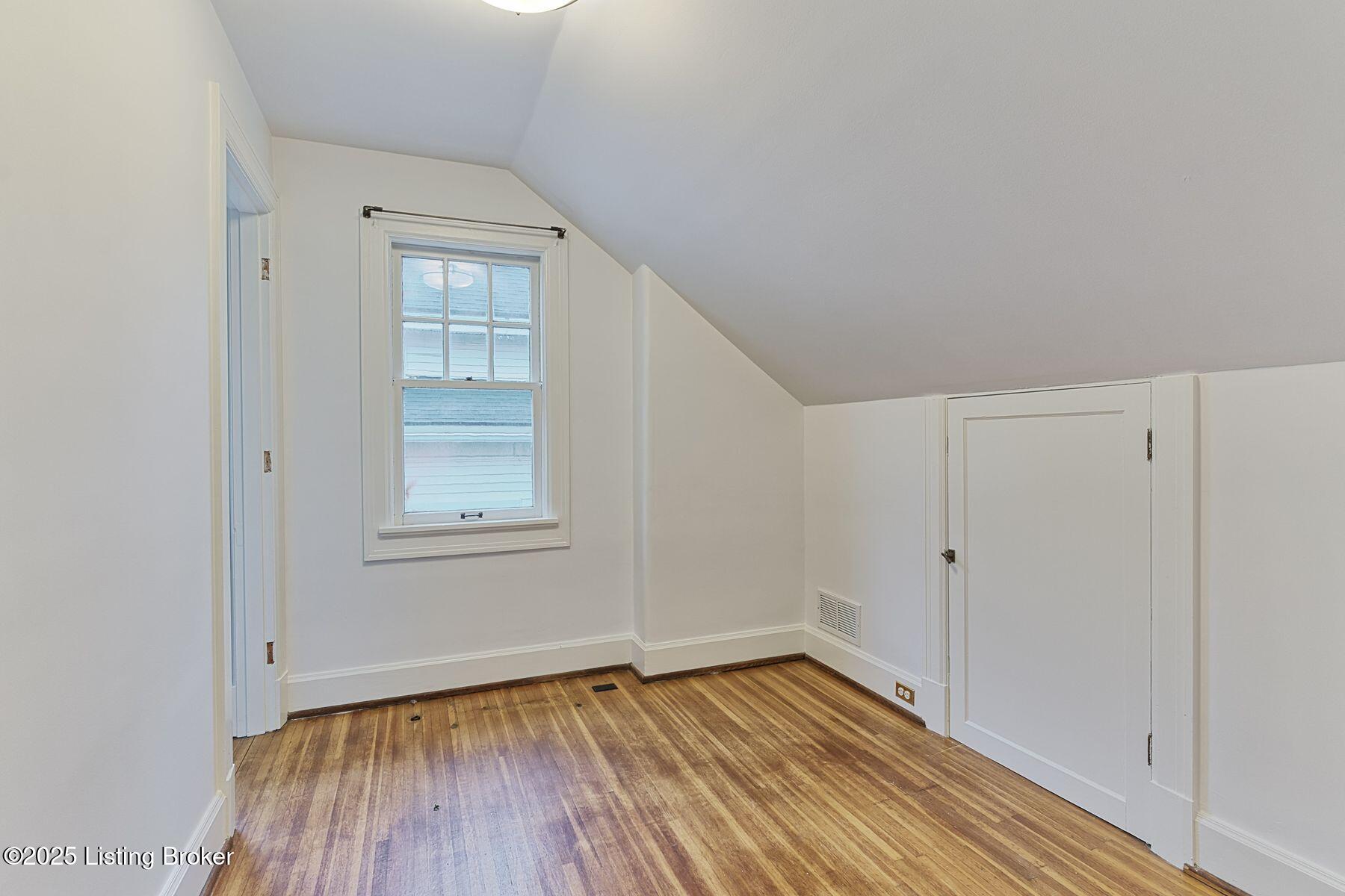 2123 Murray Ave, Louisville, Pennsylvania image 24