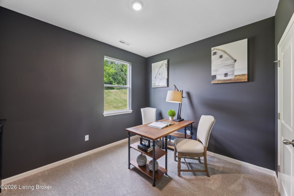 Photo of 168 Shoemaker Ln, Elizabethtown, KY 42701 (MLS # 1709859)