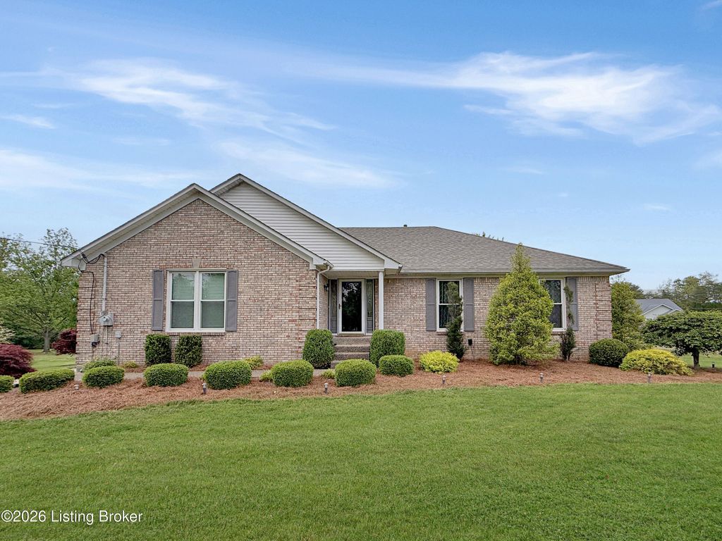 Photo of 314 Stoney Ln, Taylorsville, KY 40071 (MLS # 1715819)