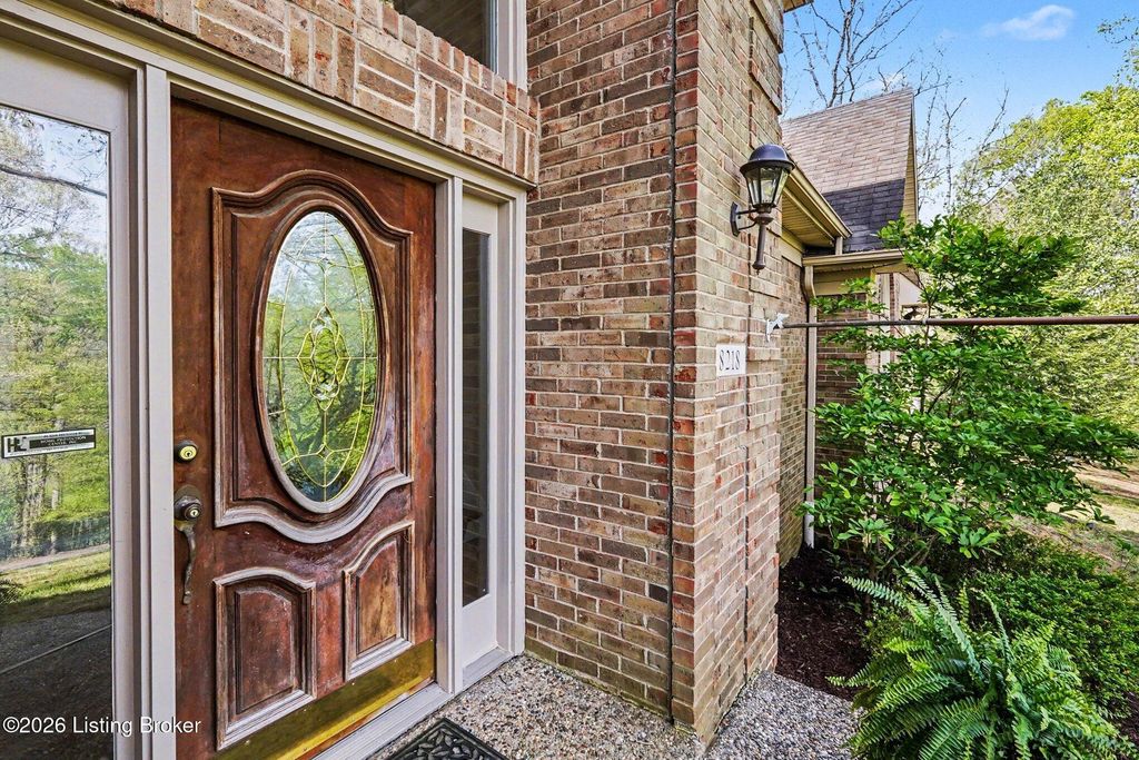 Photo of 8218 St Anthony Church Rd, Louisville, KY 40214 (MLS # 1715035)