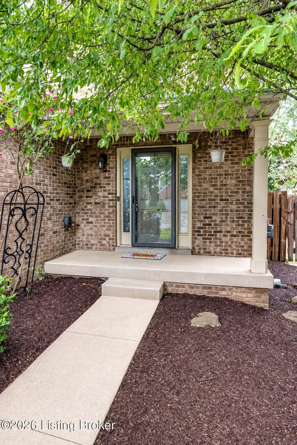 Photo of 10716 Elkington Ln, Louisville, KY 40241 (MLS # 1716084)