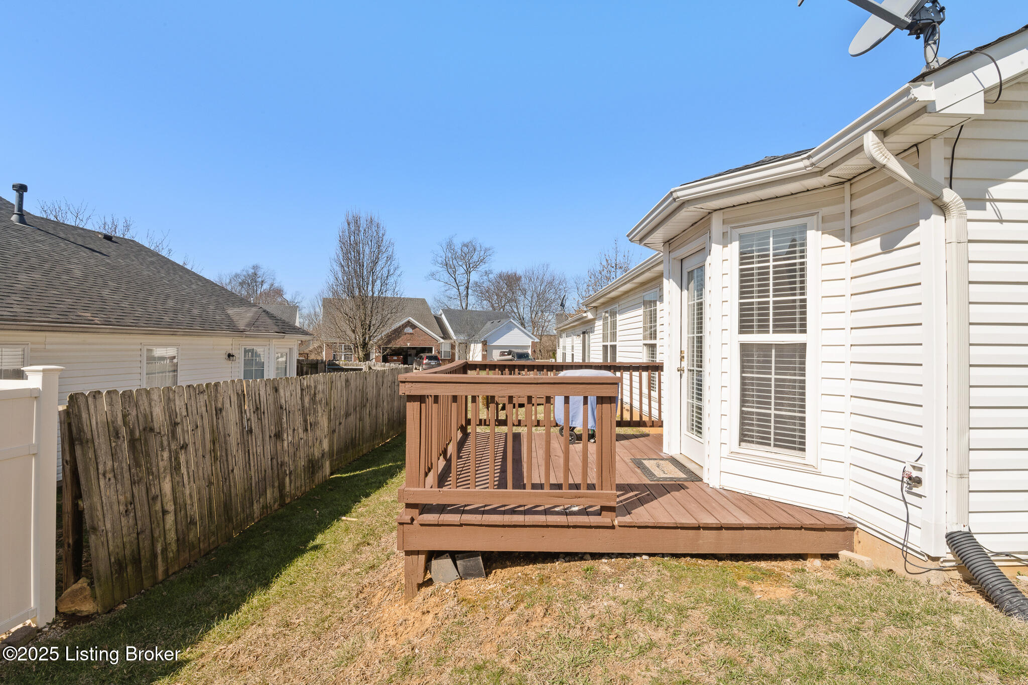 219 Charlton Wynde Dr, Louisville, Kentucky image 34