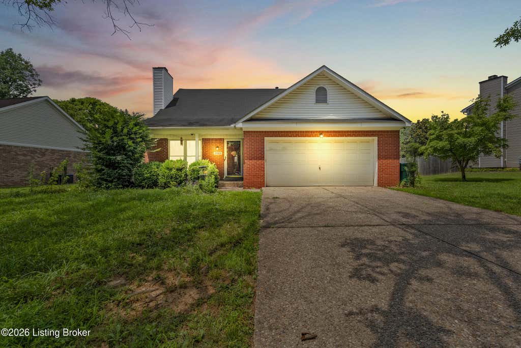 Photo of 11503 Halifax Dr, Louisville, KY 40245 (MLS # 1724878)