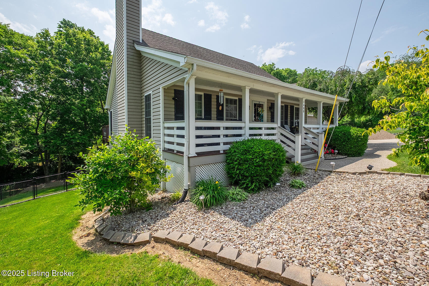 1408 Grandview Ct, La Grange, Pennsylvania image 1