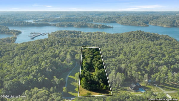 331 OAKLAND HILLS CIR, LEITCHFIELD, KY 42754 - Image ca65e20897f54ce2e47ccef0606cc84f/3274666805