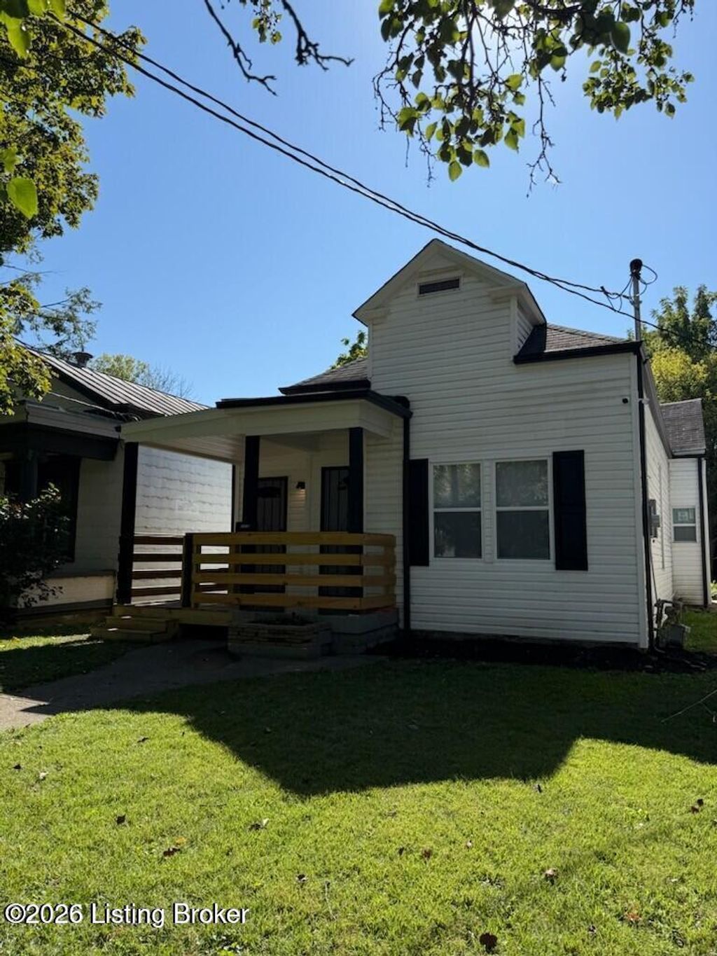 Photo of 2618 W Main St, Louisville, KY 40212 (MLS # 1712993)
