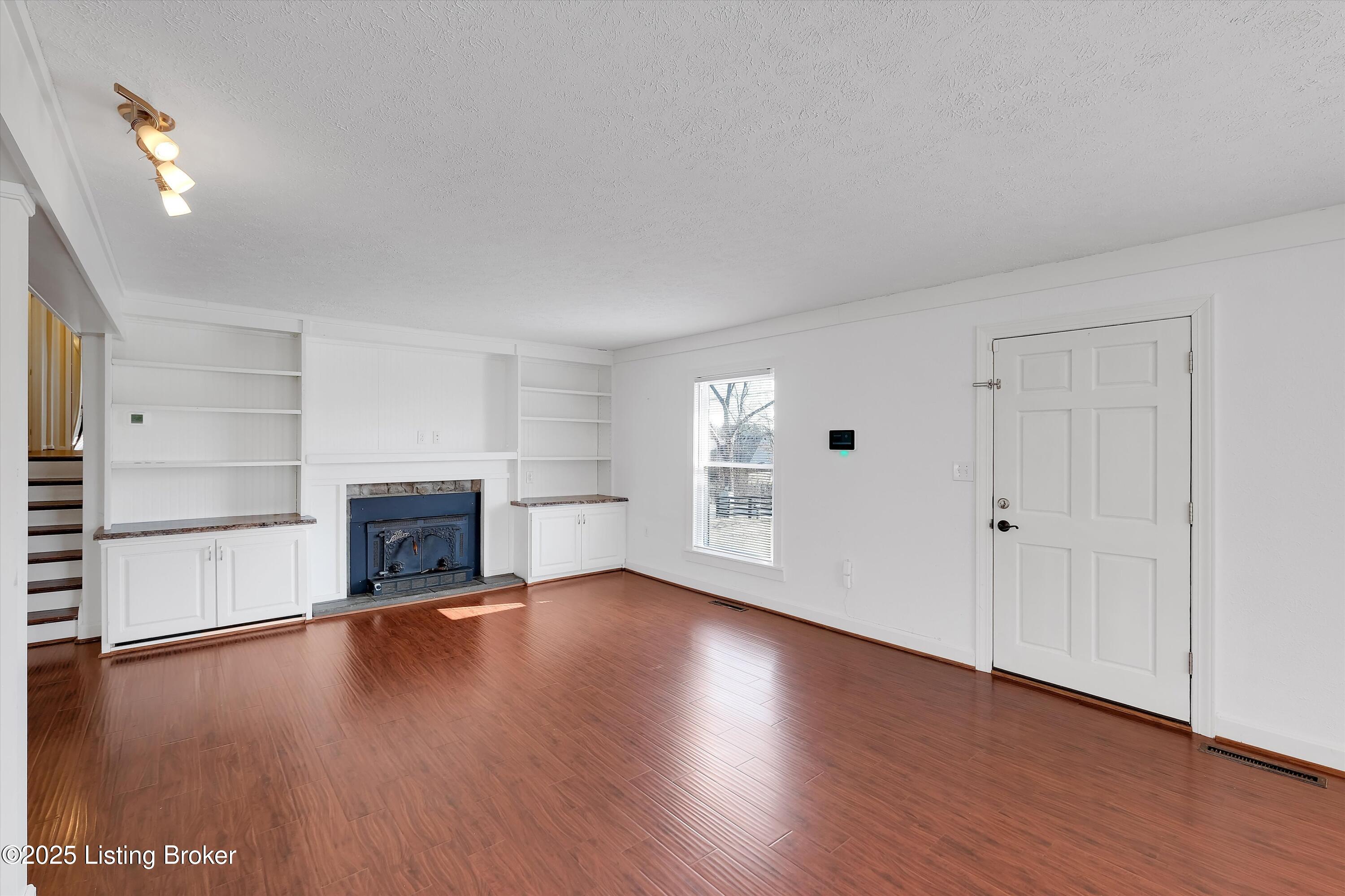 1817 Flat Rock Rd, Louisville, Kentucky image 5