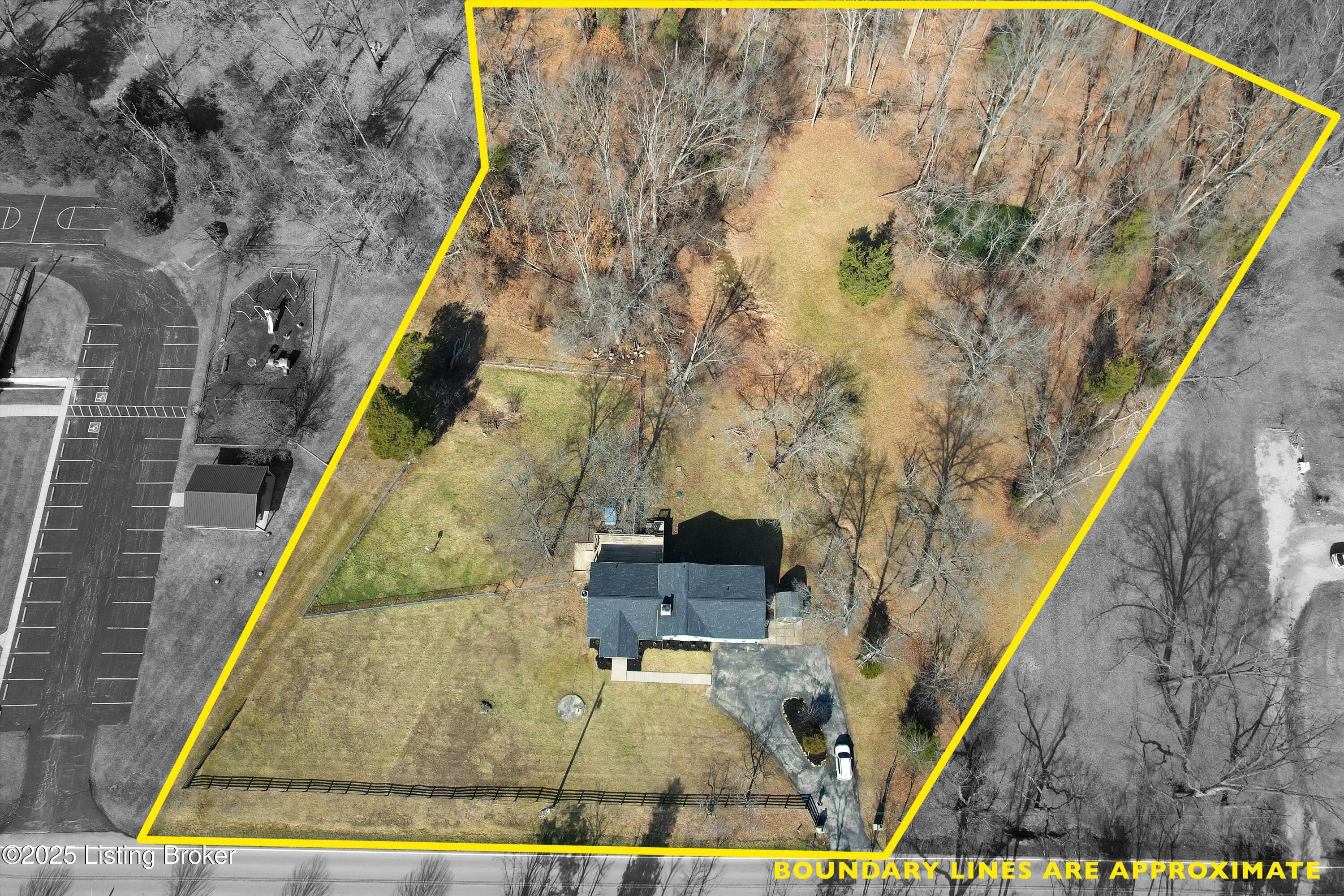 1817 Flat Rock Rd, Louisville, Kentucky image 2