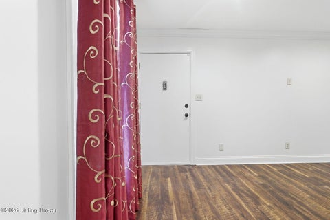 Tiny photo for 4708 Weybridge Gardens #104, Louisville, KY 40207 (MLS # 1730984)