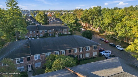 Tiny photo for 4708 Weybridge Gardens #104, Louisville, KY 40207 (MLS # 1730984)