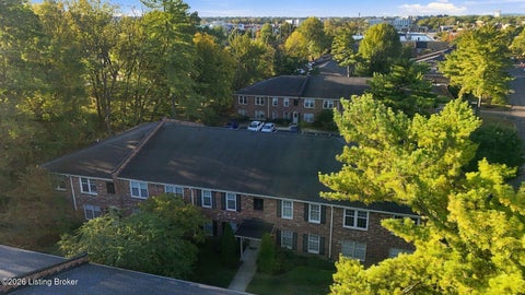 Tiny photo for 4708 Weybridge Gardens #104, Louisville, KY 40207 (MLS # 1730984)