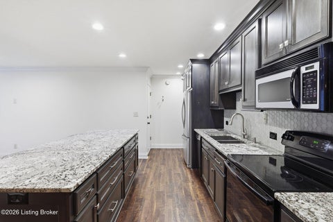 Tiny photo for 4708 Weybridge Gardens #104, Louisville, KY 40207 (MLS # 1730984)