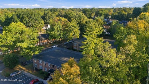 Tiny photo for 4708 Weybridge Gardens #104, Louisville, KY 40207 (MLS # 1730984)