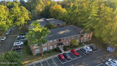 Tiny photo for 4708 Weybridge Gardens #104, Louisville, KY 40207 (MLS # 1730984)