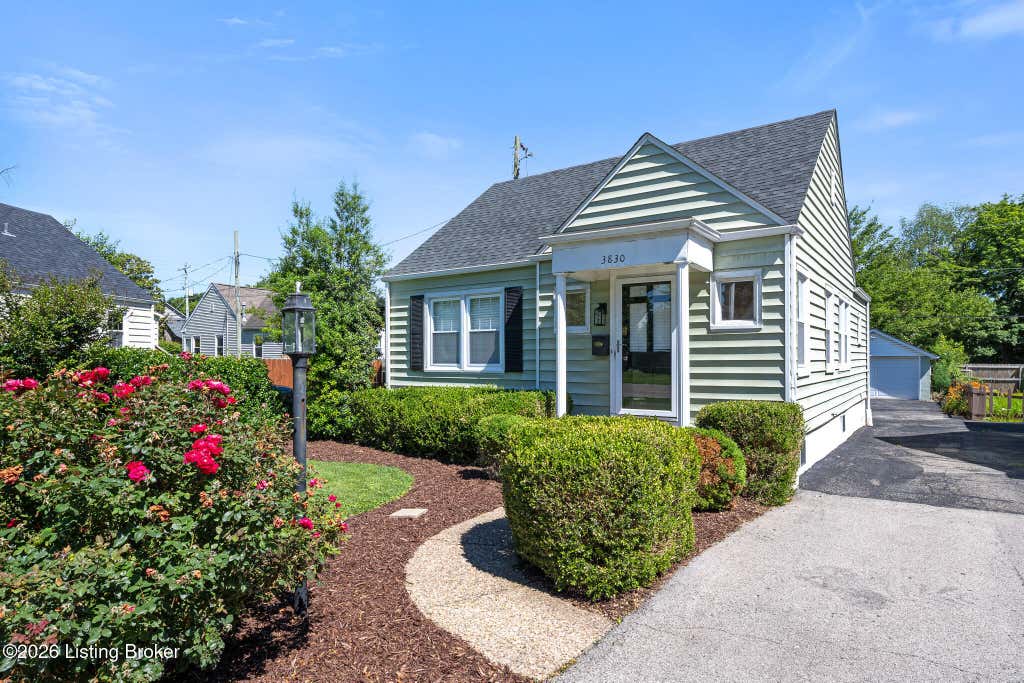 Photo of 3830 Massie Ave, Louisville, KY 40207 (MLS # 1719229)