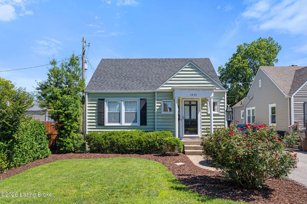 Photo of 3830 Massie Ave, Louisville, KY 40207 (MLS # 1719229)