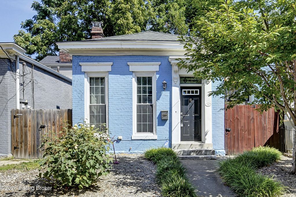 Photo of 713 E Kentucky St, Louisville, KY 40203 (MLS # 1706207)