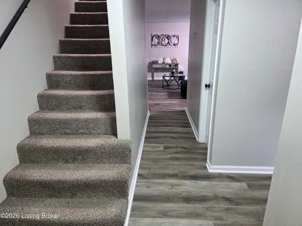Photo of 1222 Clear Ridge Ln, Radcliff, KY 40160 (MLS # 1724556)