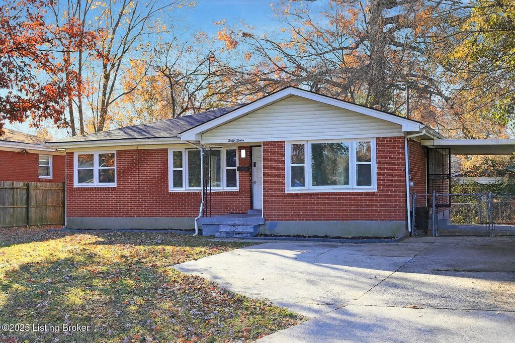 Photo of 4012 Retreat Rd, Louisville, KY 40219 (MLS # 1706913)