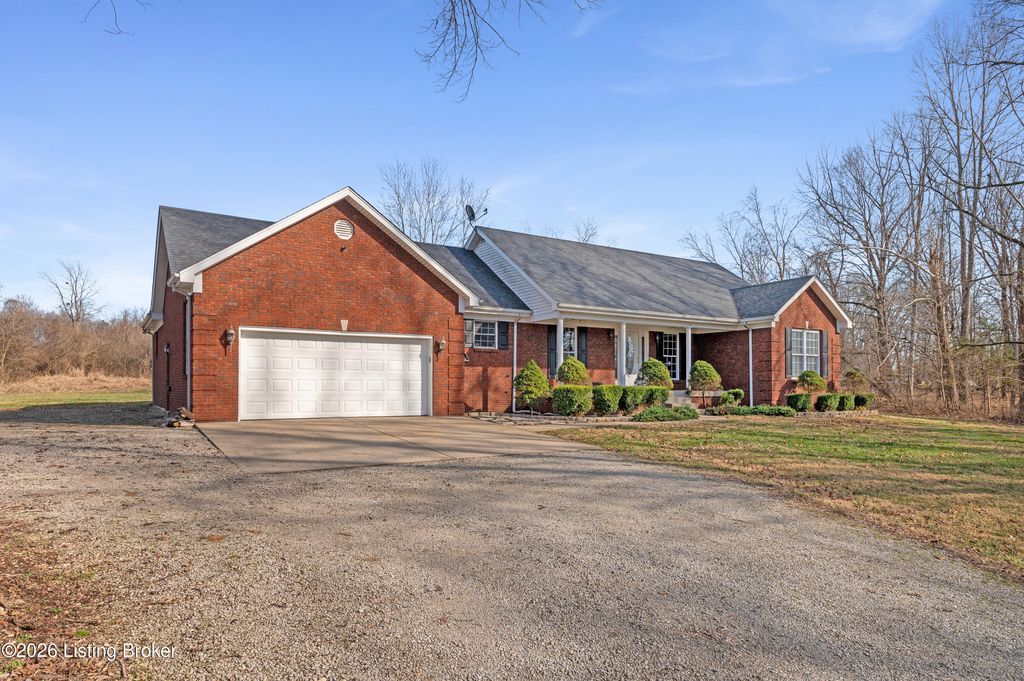 Photo of 312 Blossom Ridge Dr, Shepherdsville, KY 40165 (MLS # 1707530)