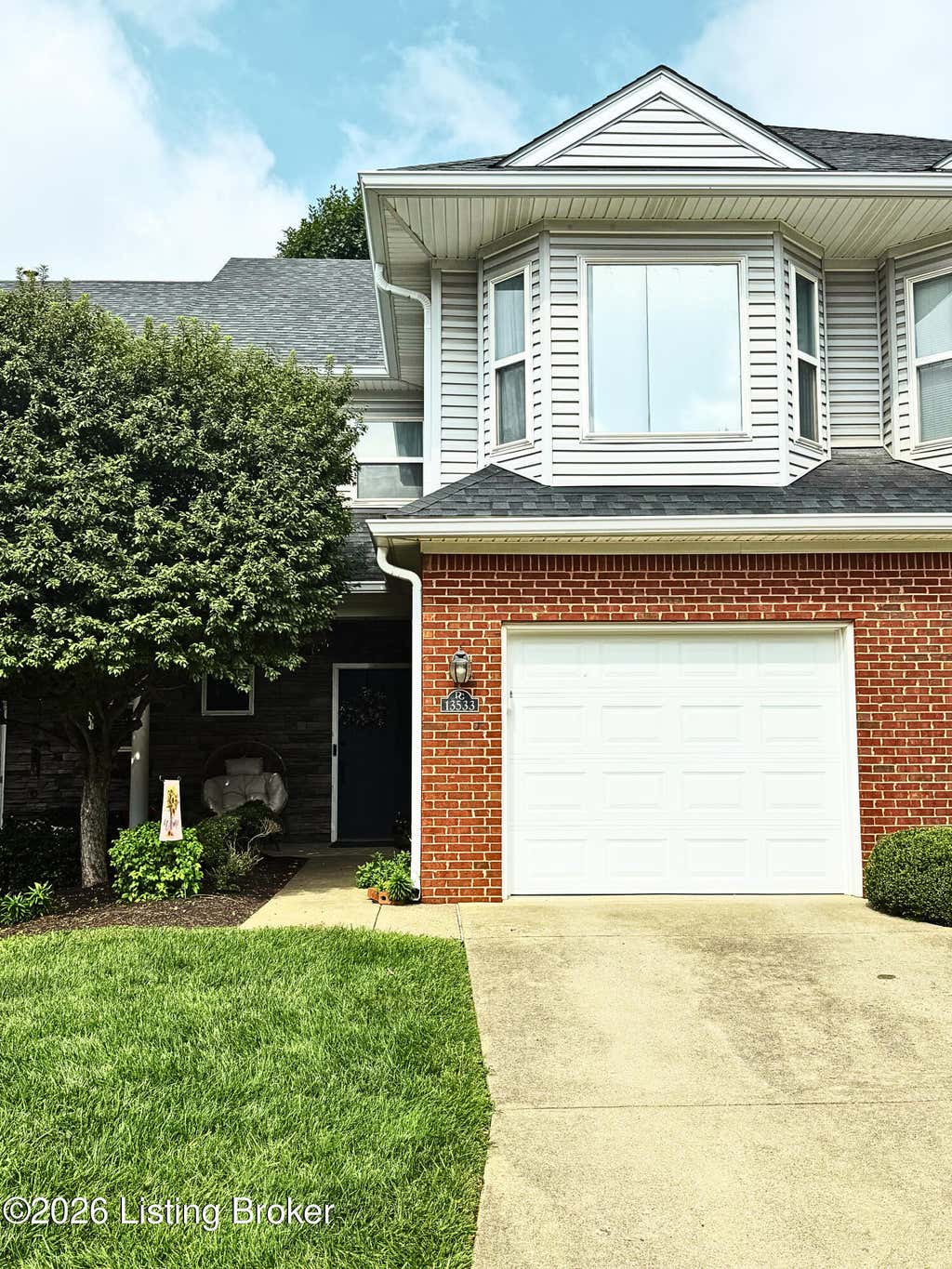 Photo of 13533 Pinnacle Gardens Cir, Louisville, KY 40245 (MLS # 1723811)