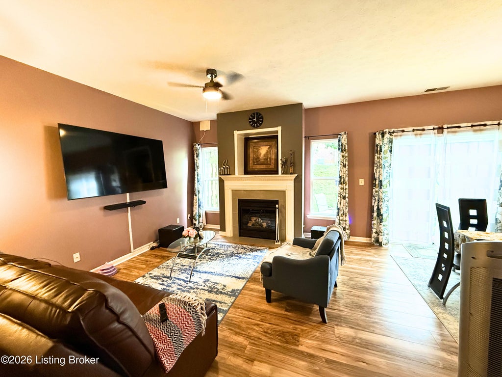 Photo of 13533 Pinnacle Gardens Cir, Louisville, KY 40245 (MLS # 1723811)