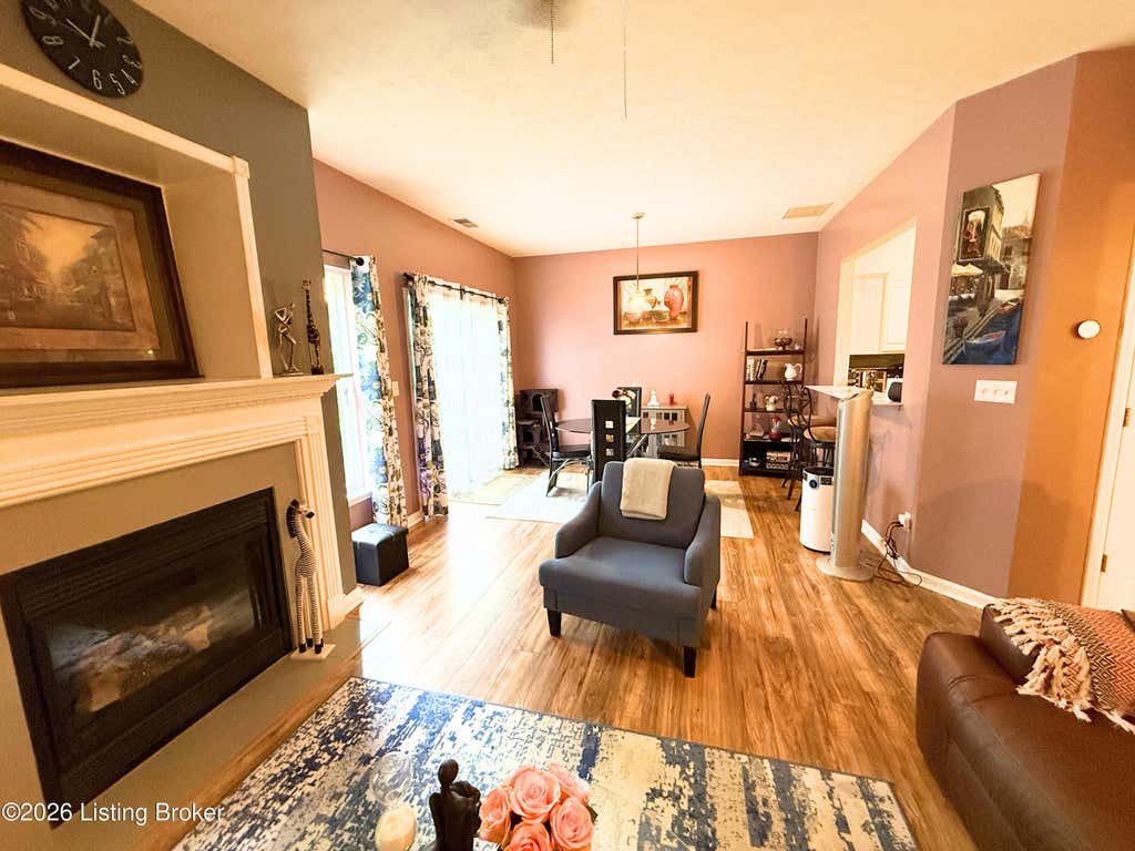 Photo of 13533 Pinnacle Gardens Cir, Louisville, KY 40245 (MLS # 1723811)