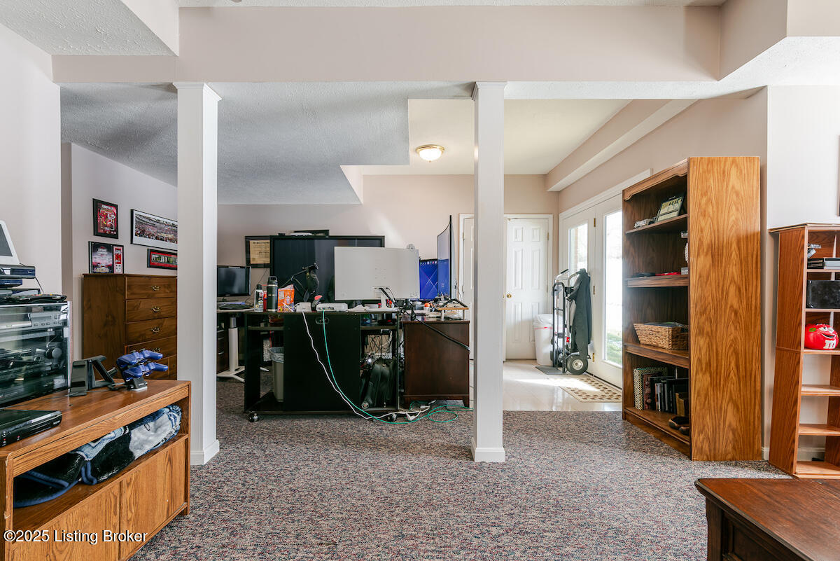 4509 Saratoga Woods Dr, Louisville, Kentucky image 35
