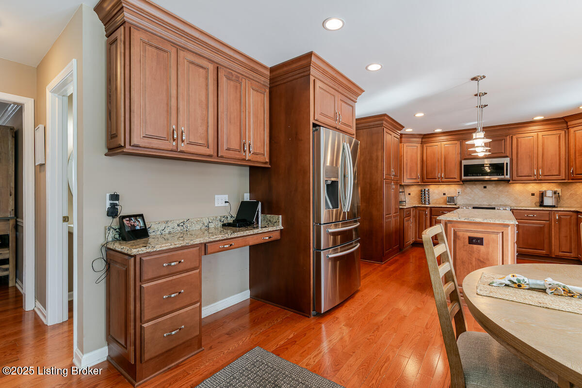 4509 Saratoga Woods Dr, Louisville, Kentucky image 18