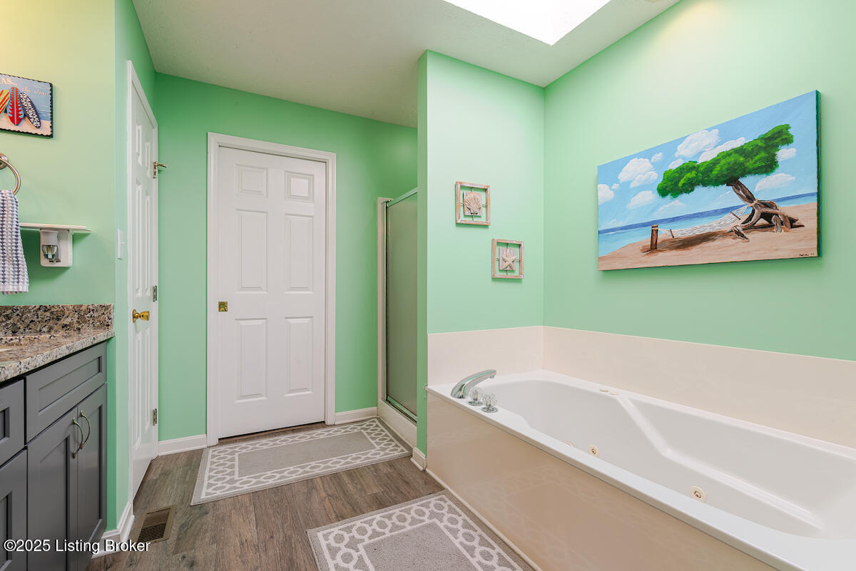 4509 Saratoga Woods Dr, Louisville, Kentucky image 23