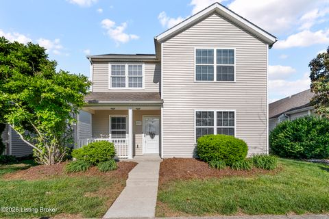 Photo of 5935 Bay Harbor Dr, Louisville, KY 40228 (MLS # 1717070)