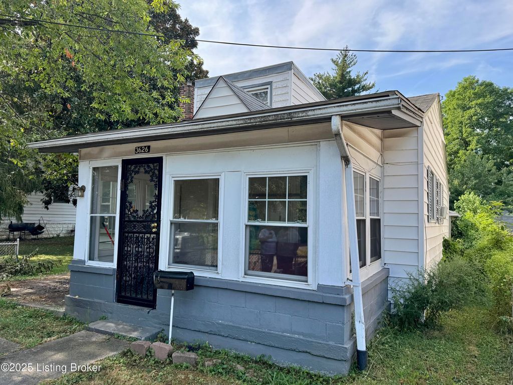 Photo of 3626 Larkwood Ave, Louisville, KY 40212 (MLS # 1708983)