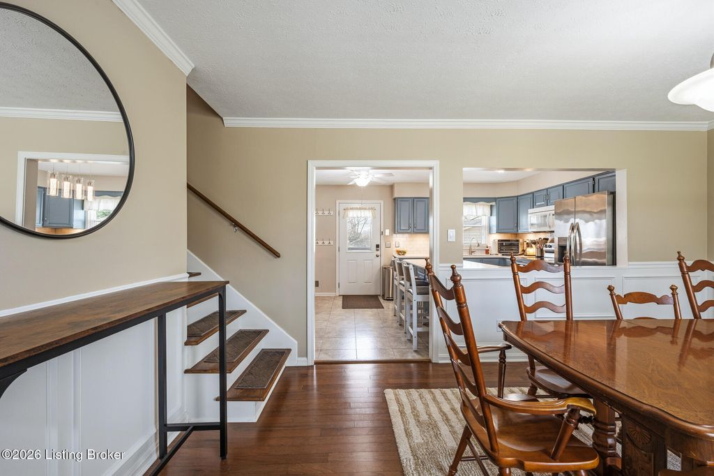 Photo of 6530 Manassas Dr, Pewee Valley, KY 40056 (MLS # 1713286)