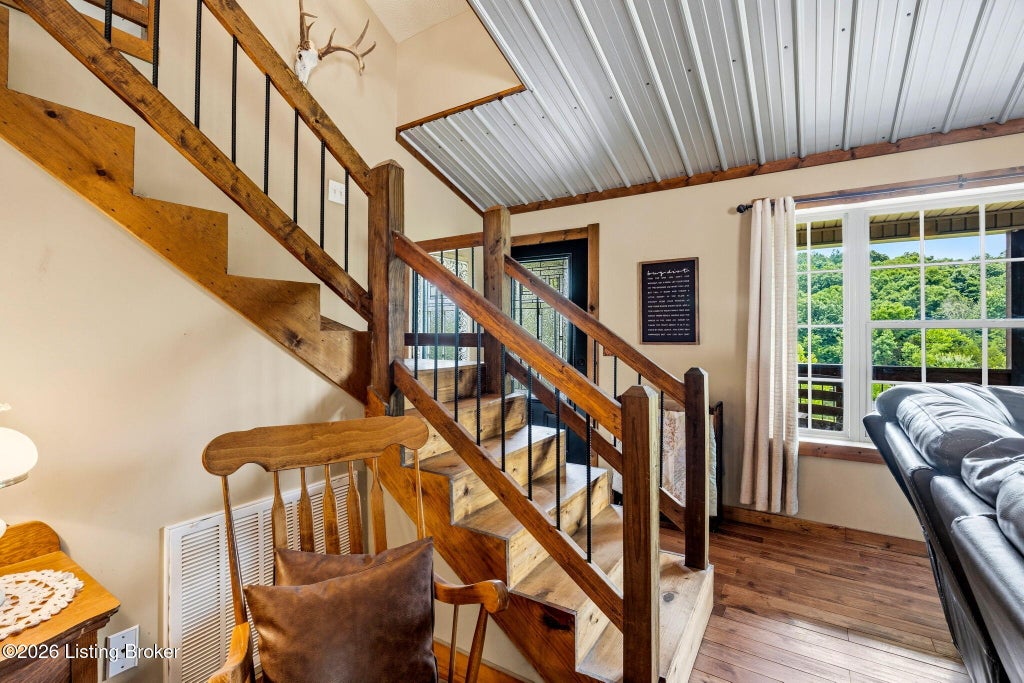 Photo of 505 Brewster Rd, Summer Shade, KY 42166 (MLS # 1729490)