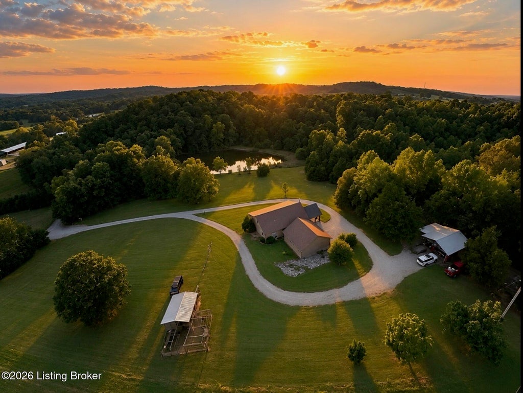 Photo of 505 Brewster Rd, Summer Shade, KY 42166 (MLS # 1729490)
