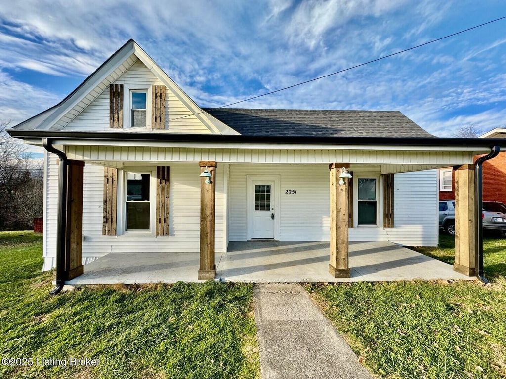Photo of 2251 Main St, Willisburg, KY 40078 (MLS # 1704617)