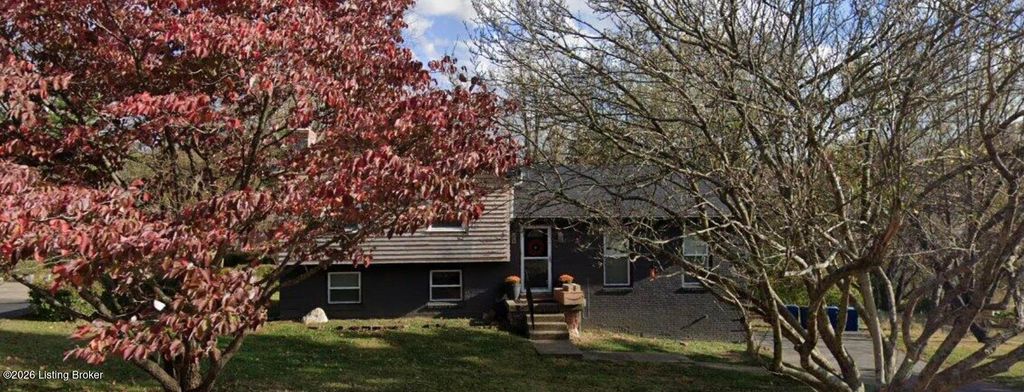 Photo of 12122 Maplewood Rd, Goshen, KY 40026 (MLS # 1712392)