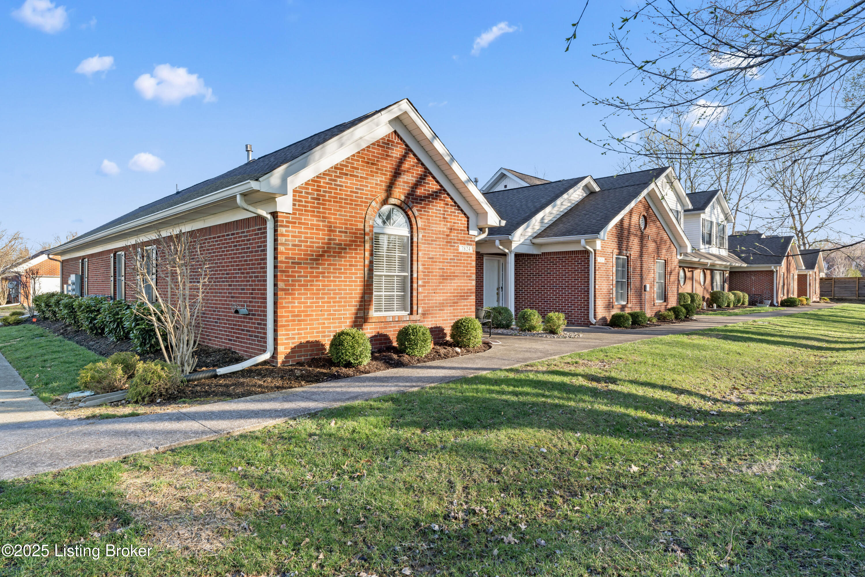 7824 Turtle Run Ct, Prospect, Kentucky image 1