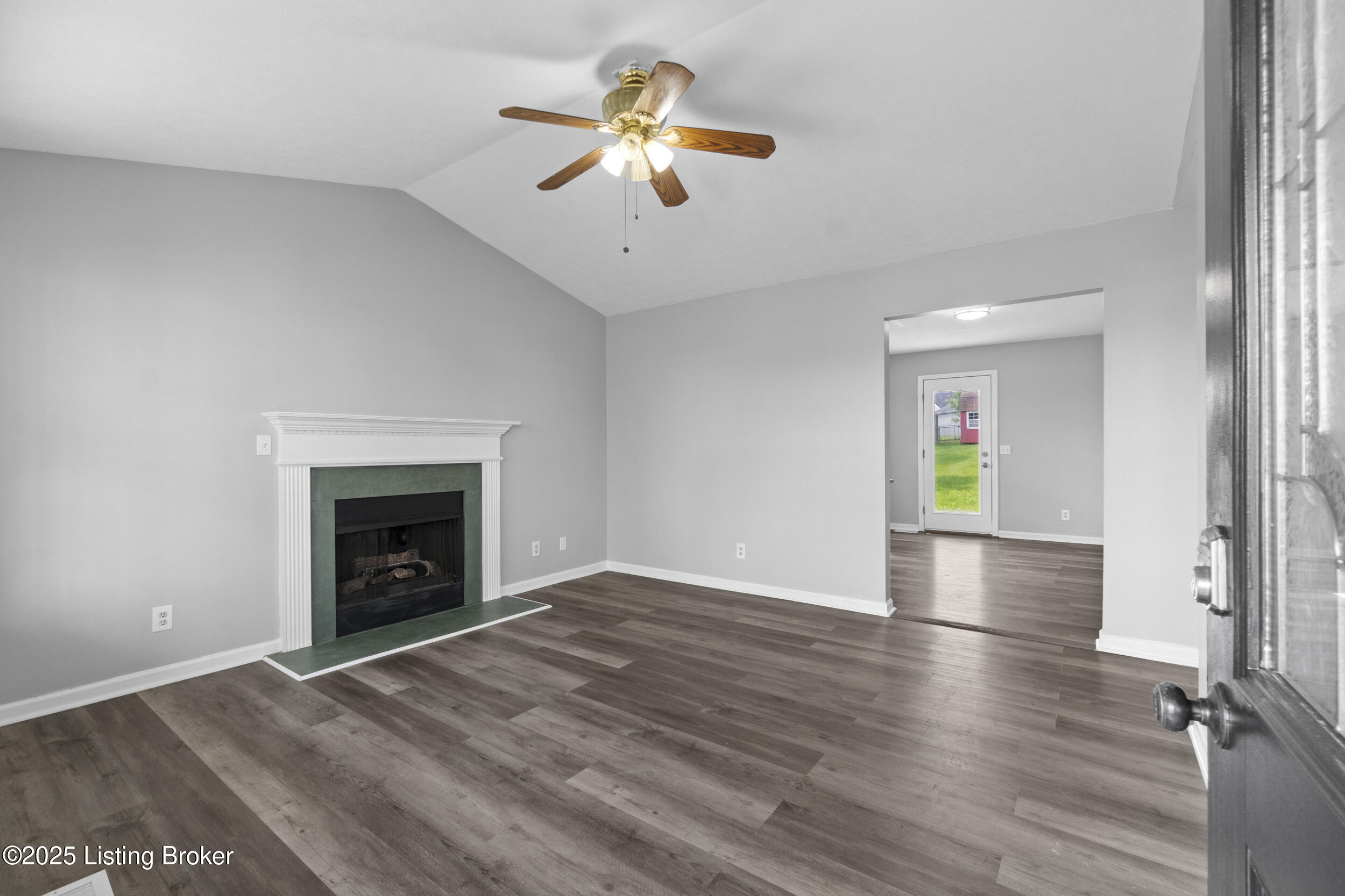 8816 Persistence Dr, Louisville, Pennsylvania image 5